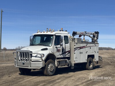 2015 Freightliner M2 106 4x4 Sleeper Ciężarówka serwisowa