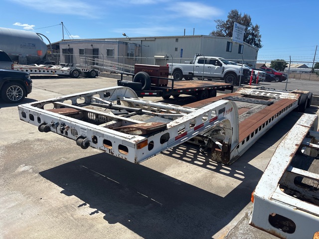1998 Murray 16-Wheel Expandable Axle Removable Gooseneck Lowboy Trailer