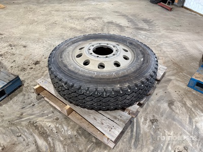 Bridgestone M843 12R24.5 Pneus