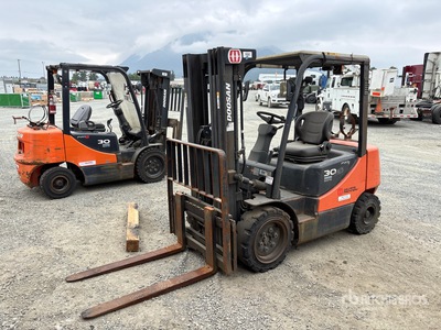 Doosan G30 5450 lb Forklift