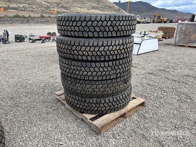 Quantity of (5) Michelin 11R24.5 Retread Tires
