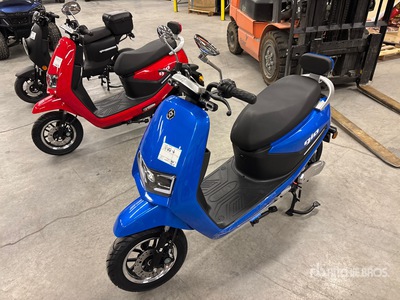 GIO Supra/MB5 Electric Scooter (Unused)