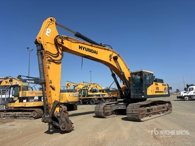 2018 Hyundai HX480L Tracked Excavator
