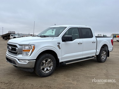 2022 Ford F-150 XLT 4x4 Crew Cab بيك اب