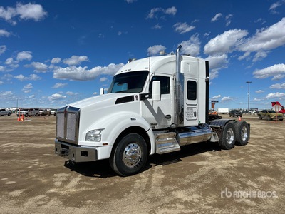 2019 Kenworth T880 6x4 T/A Sleeper Truck Tractor