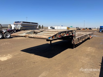 2014 Aspen FG40-3 54 ft Tri/A Rimorchio a collo d'oca ripiegabile