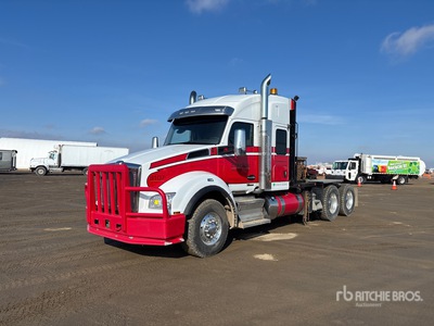 2023 Kenworth T880 6x4 Sleeper Winch Truck
