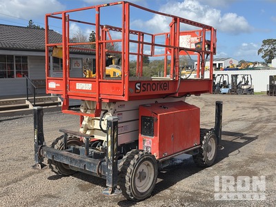 2011 Snorkel SR2770V3 4x4 Diesel シザーリフト