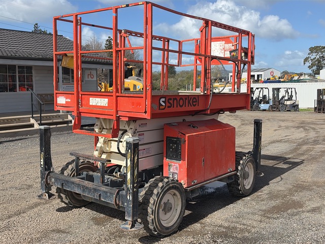 2011 Snorkel SR2770V3 4x4 Diesel Scissor Lift