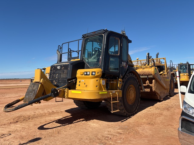 2022 Cat 627K Motor Scraper