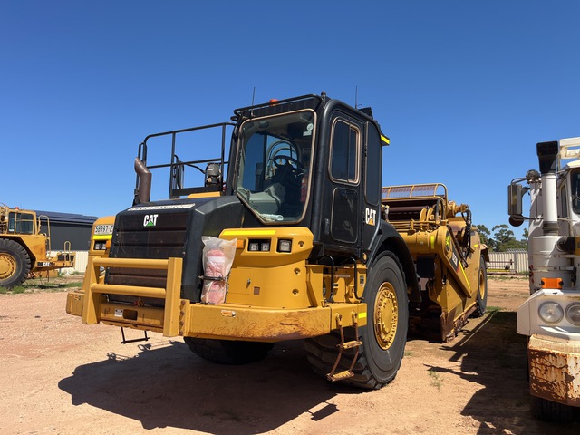 2017 Cat 623K Elevating Motor Scraper