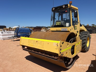 2012 Bomag BW211D-4 Walzenzug mit Glattmantelbandage