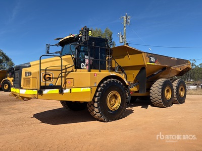 2018 Cat 745 Articulated Dump Truck