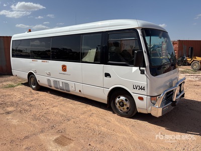2016 Fuso Rosa 4x2 24-Seat Bus