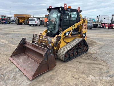 2010 Cat 247B3 Compact Track Loader