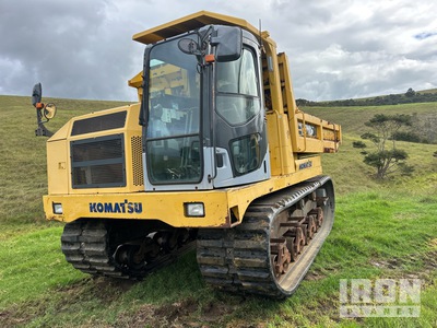 2011 Komatsu CD110R-2 Raupen Transporter