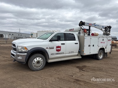 2014 Ram 5500 SLT 4x4 Crew Cab Autocarro officina