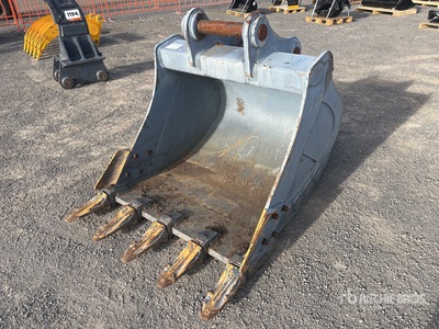 2025 Warrior 1200 mm Q/C Digging Excavator Bucket