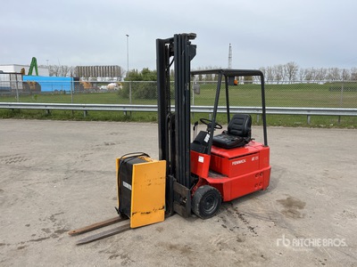 Fenwick-Linde E15 Forklift