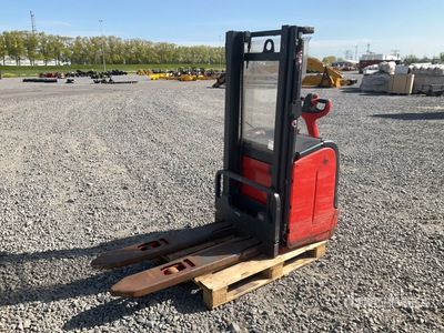 2010 Fenwick-Linde L14 1400 kg مكدس كهربائي (Inoperable)