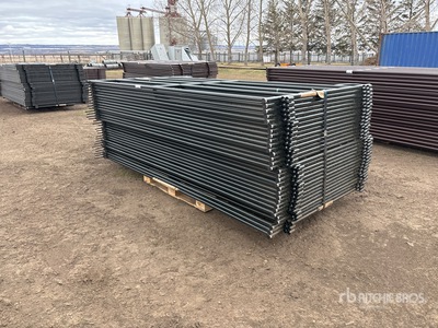 Quantity of (31) 2025 BYT RP96 9 ft 6 in x 5 ft Ranch Livestock Panel (Unused)