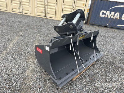 Strickland 84 in Tilting Excavator Bucket - Fits Hitachi ZX270