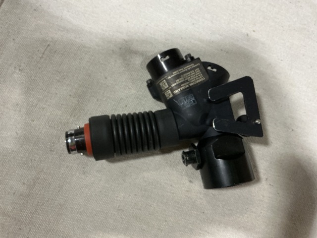 (10) Carleton Life Support Systems Oxygen Regulator Connectors (10) Carleton Life Support Systems Oxygen Regulator Connectors