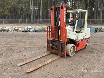 1990 Nissan CRGH02F30V 5300 lb Heftruck
