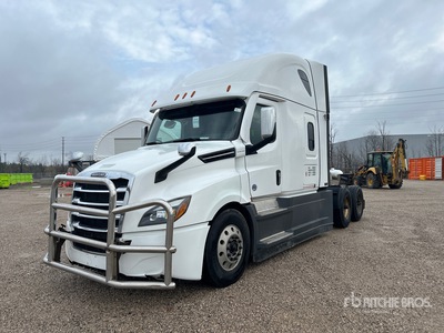 2022 Freightliner Cascadia 126 6x4 T/A Sleeper Truck Tractor