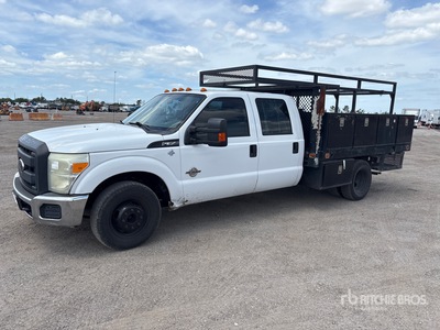 2016 Ford F-350 XL 4x2 Crew Cab Autocarro cassone fisso