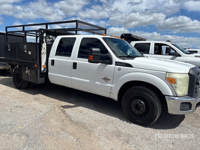 2016 Ford F-350 XL 4x2 Crew Cab Camión Caja Abierta