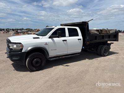 2019 Ram 4500HD 4x2 Crew Cab フラットベッドダンプトラック