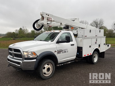 2016 Altec AT40G 40 ft on 2016 Ram 5500 4x4 Cable Placer Bucket Truck