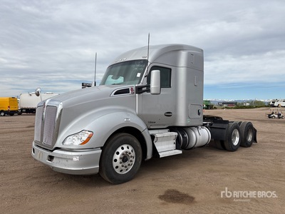 2016 Kenworth T680 6x4 Cabeza Tractora Cabina Dormitorio