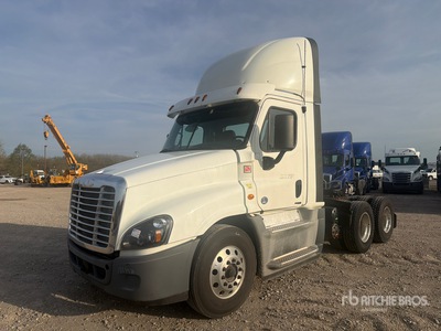 2018 Freightliner Cascadia 125 T/A Day Cab Truck Tractor