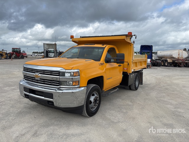2016 Chevrolet Silverado 3500HD 4x2 Dump Truck