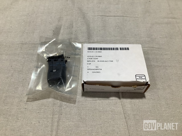 (2) Aerospace Optics 99-XXX-6A7-7309 Light Lenses