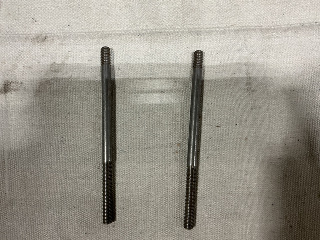 (37) Twin Disc B1508E Plain Studs