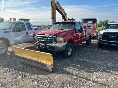 2000 Ford F-350 4x4 Service Truck