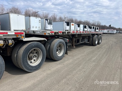 2010 Reitnouer 31 ft T/A B-Train Pup Flatbed Trailer