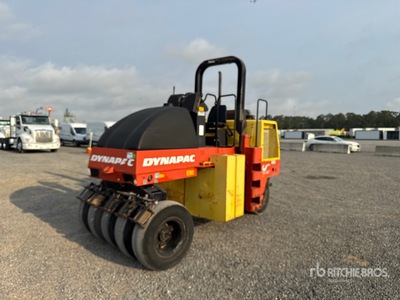 2009 Dynapac CP142 9 Wheel Pneumatic Roller