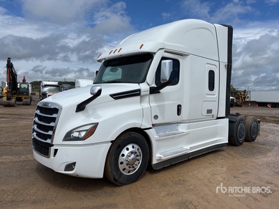 2022 Freightliner Cascadia 126 6x4 T/A Sleeper Truck Tractor