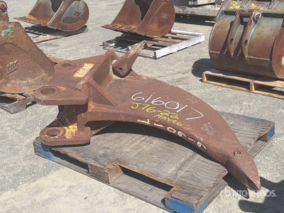 2015 Cat Excavator Ripper