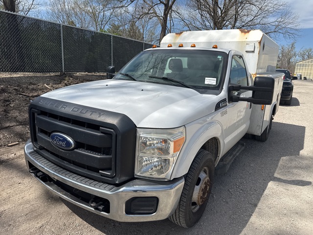 2014 Ford F-350 XL 4x2 Utility Truck