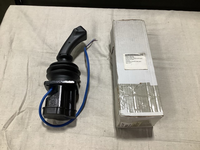 (2) Terex 04.4237.0003 Joysticks