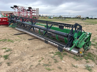 1998 John Deere 930 29 ft Combine Header