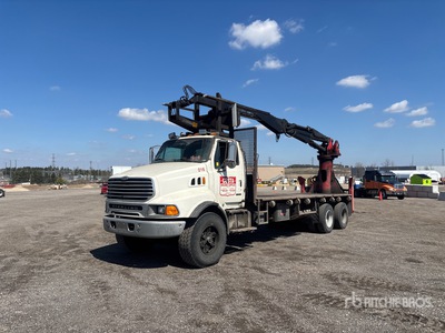 Telstik Knuckle Boom on 2001 Sterling L9500 6x4 mobiele kraan