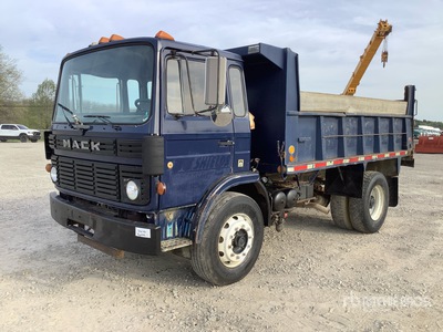 1986 Mack MS300P 4x2 S/A Dump Truck