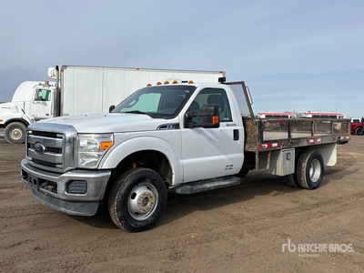 2012 Ford F-350 Super Duty XLT 4x4 شاحنة مسطحة