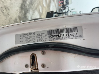 2015 Ram 5500 4x4 Crew Cab Flatbed Truck